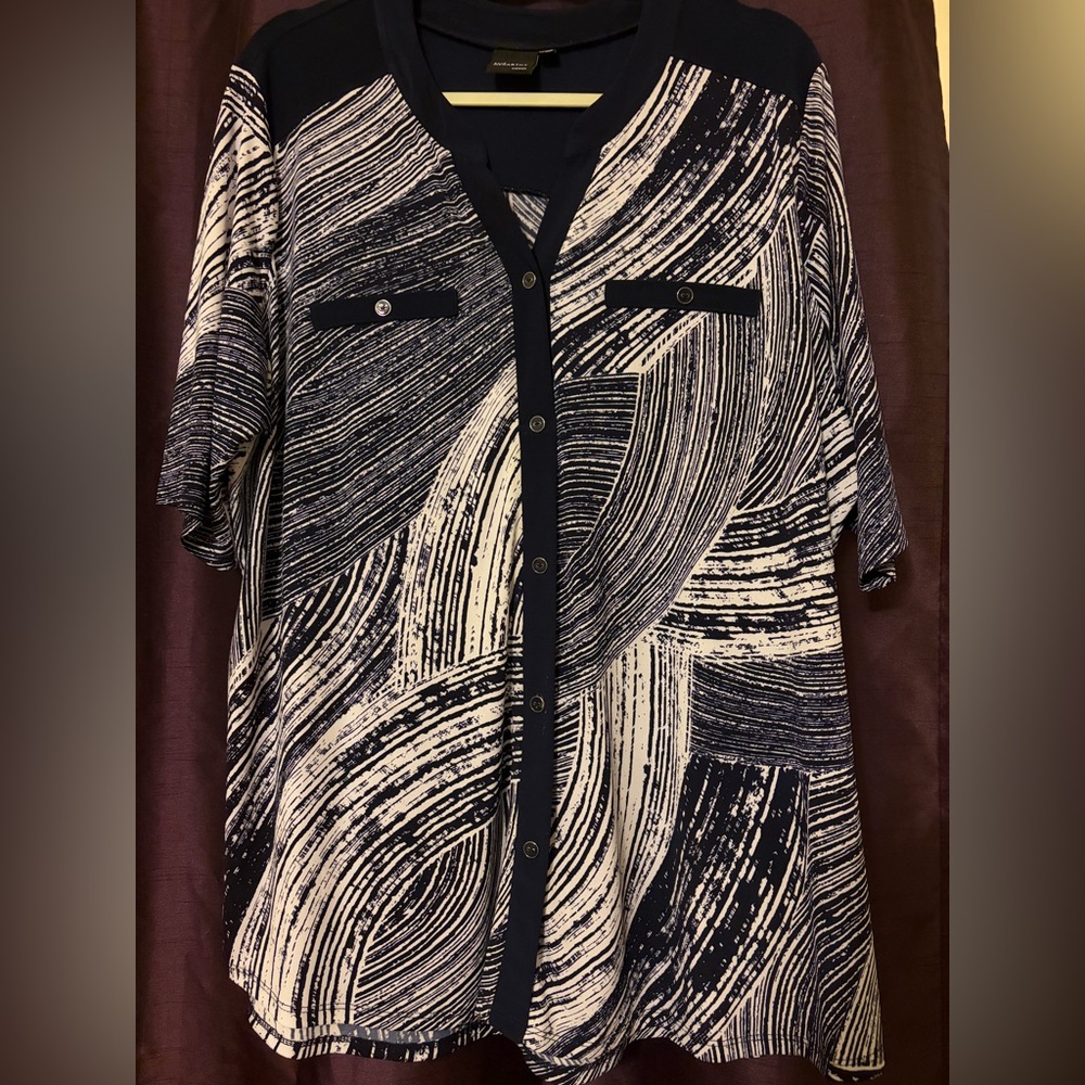 Women’s Patterned Shirt